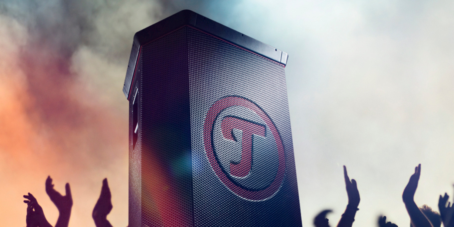 ROCKSTER Festival-Box vor Publikum.